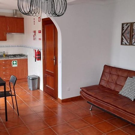 Porta Reguengos - Apartamento Moderno Alentejo Central ريغينغوس دي مونساراز المظهر الخارجي الصورة