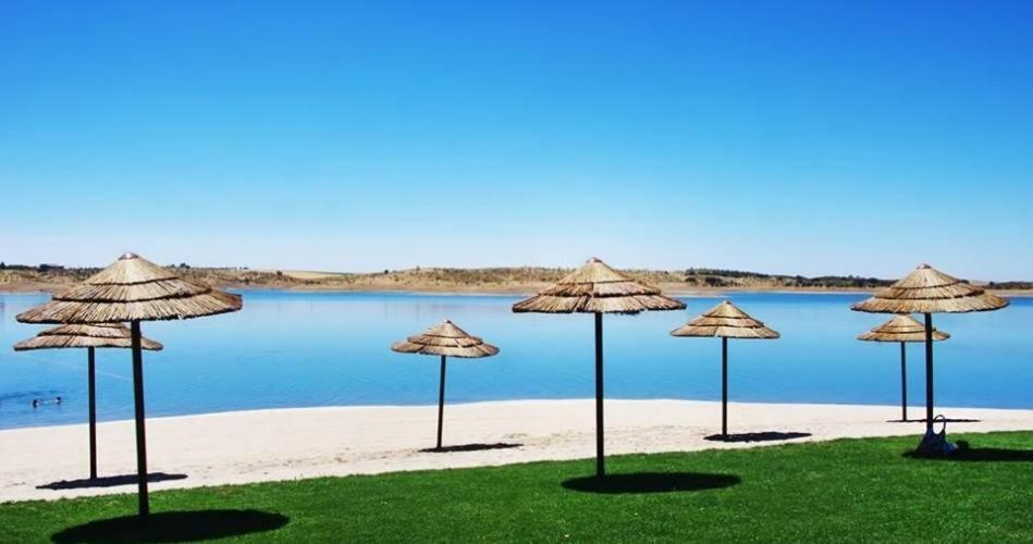 Porta Reguengos - Apartamento Moderno Alentejo Central ريغينغوس دي مونساراز المظهر الخارجي الصورة